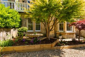 Photo 7- click for photo gallery